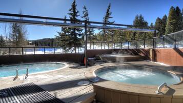 Condo, 2 Queen Beds (Mountain Elegant) | Spa