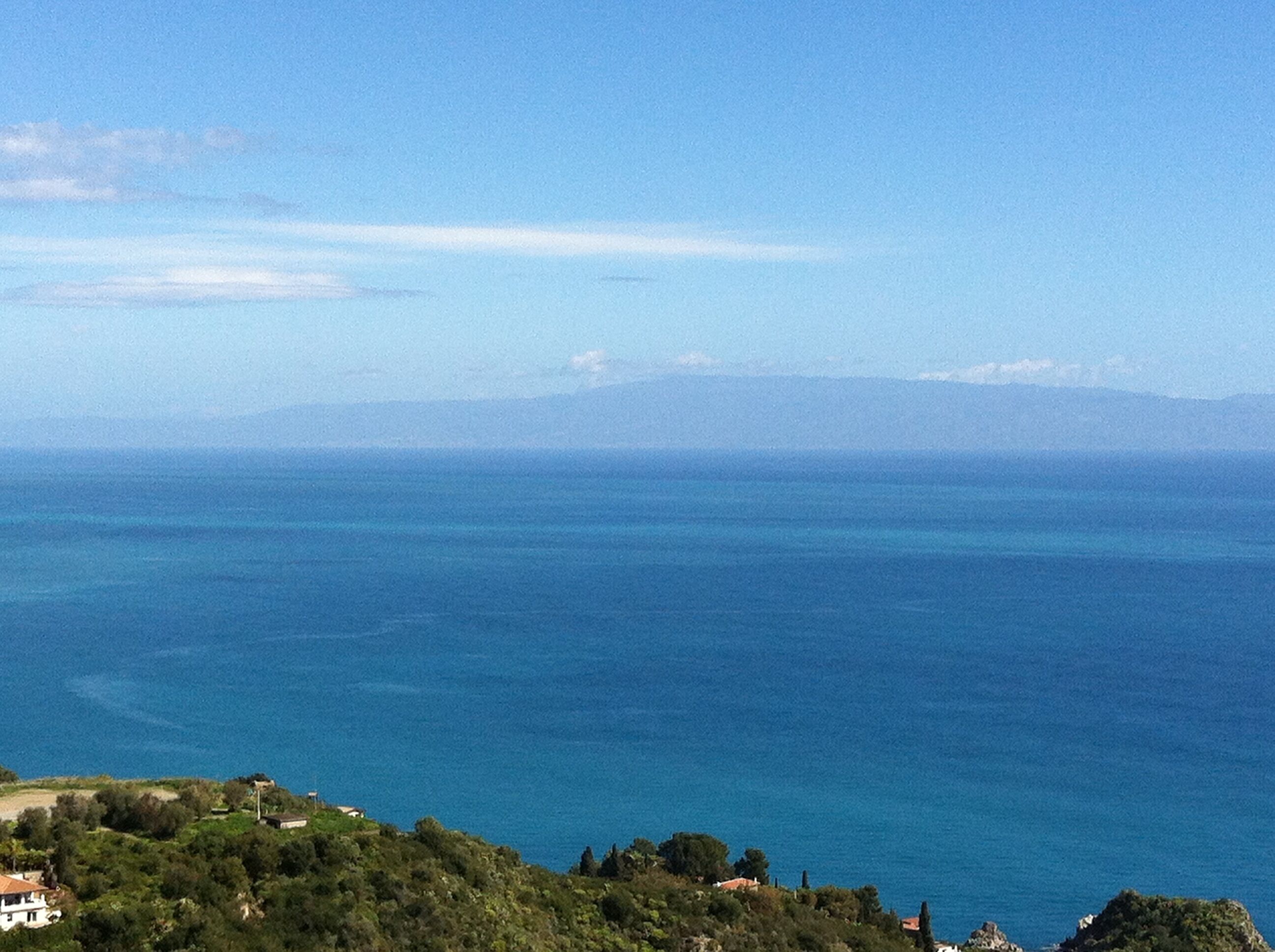 Una spiaggia nelle vicinanze