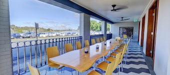 Lakes and Ocean Hotel Forster