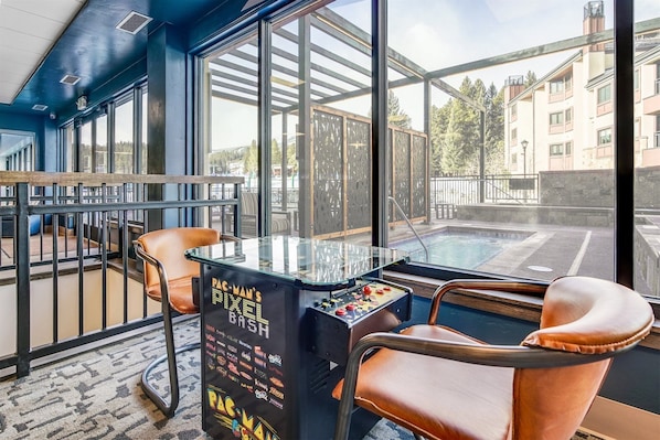 Condo, 1 King Bed (Village at Breck Studio 4217) | Exterior