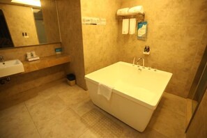 Bathroom - F Hotel Liaobu (Dongguan)