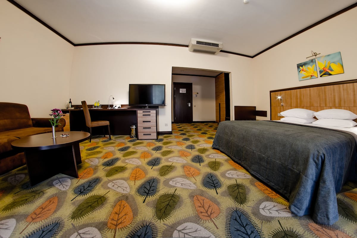 Suite | Hochwertige Bettwaren, Minibar, Zimmersafe, Schreibtisch