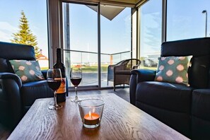 Two-Bedroom Ground Floor Apartment with Ocean View - Sherbert | View from room