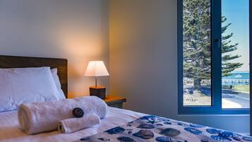 2 habitaciones, escritorio y sistema de insonorización