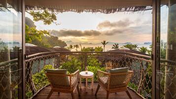 TreeHouse Villa