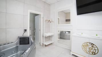 Royal suite, 1 queensize bed, bubbelbad | Bubbelbad