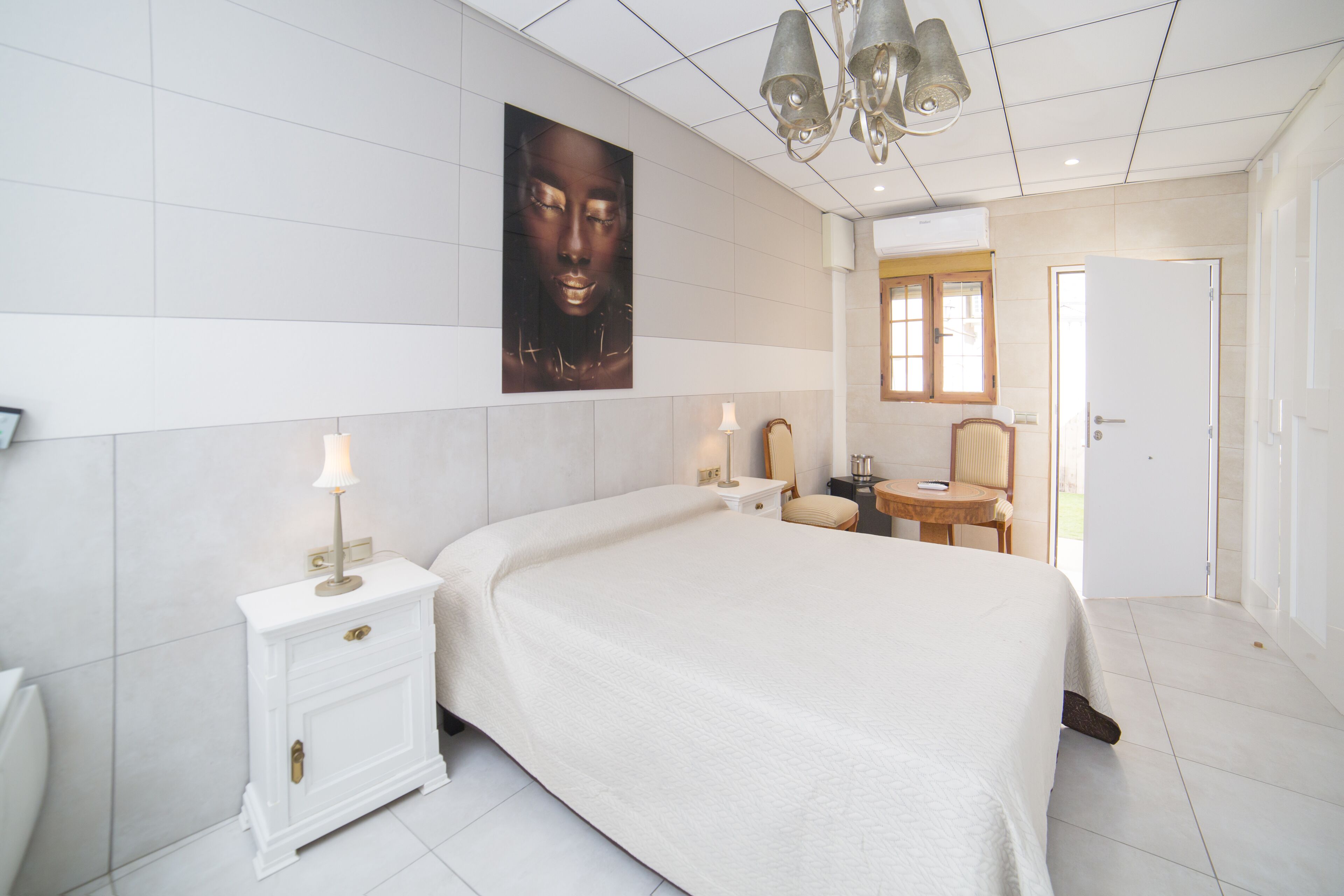 Photo - L'Otelet By Sweet