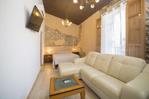 Habitación Confort doble | Decoración individual, mobiliario individual, escritorio