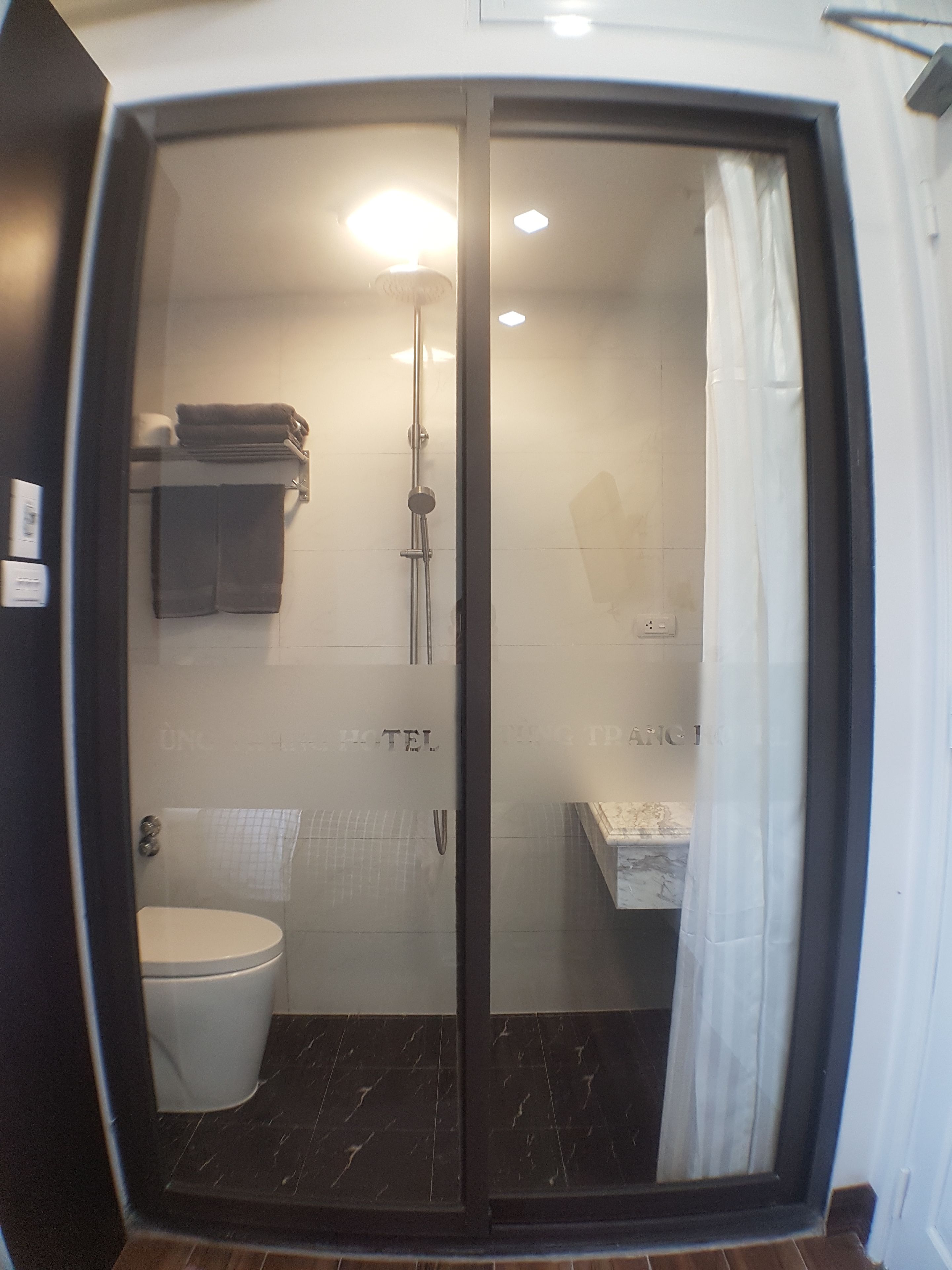 superior double room | bathroom | shower, free toiletries, hair dryer, bathrobes