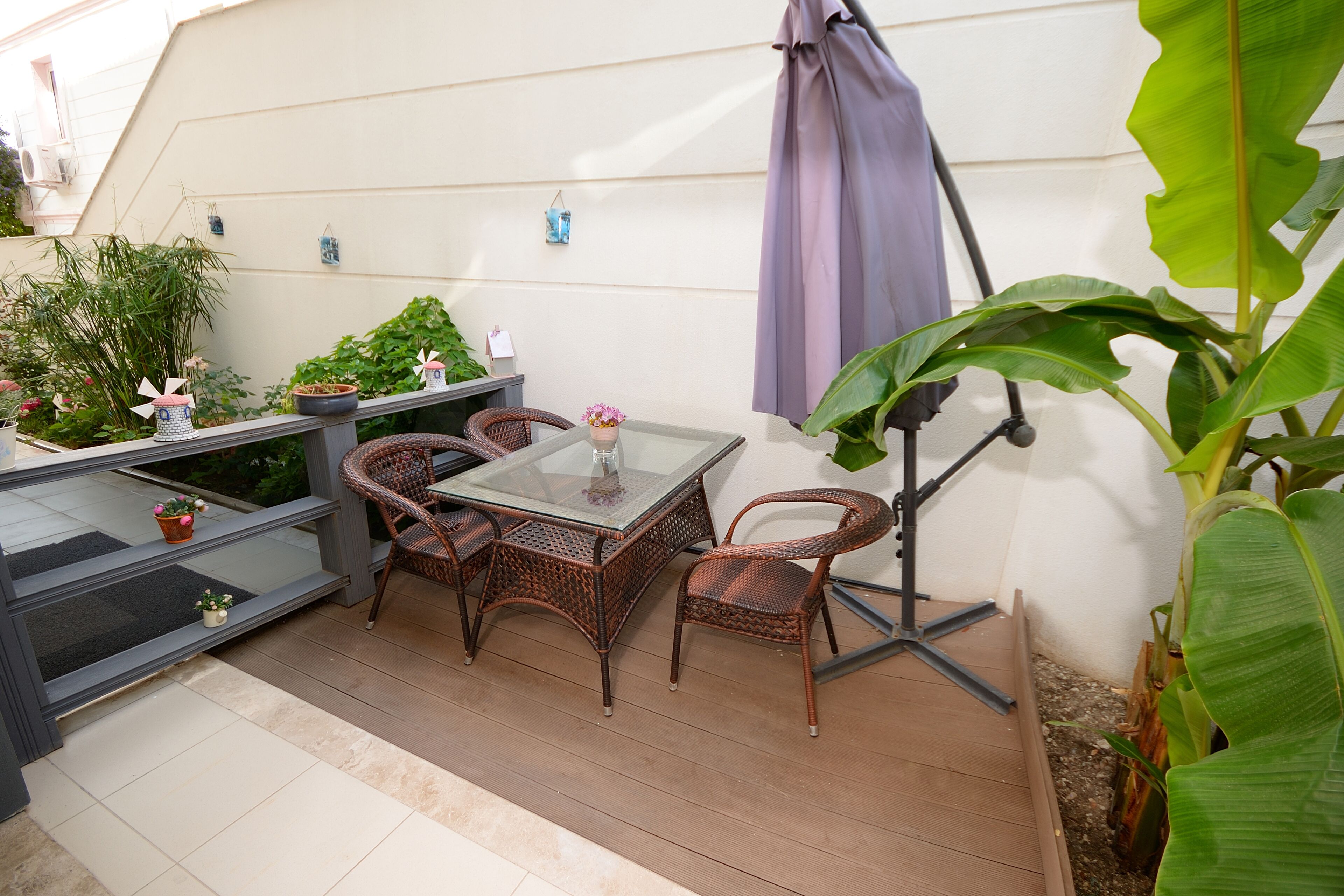 economy room, balcony | premium bedding, desk, iron/ironing board, free wifi