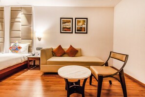 Suite | 1 bedroom, Egyptian cotton sheets, premium bedding, desk - FabHotel High Rise Suites (Bengaluru)