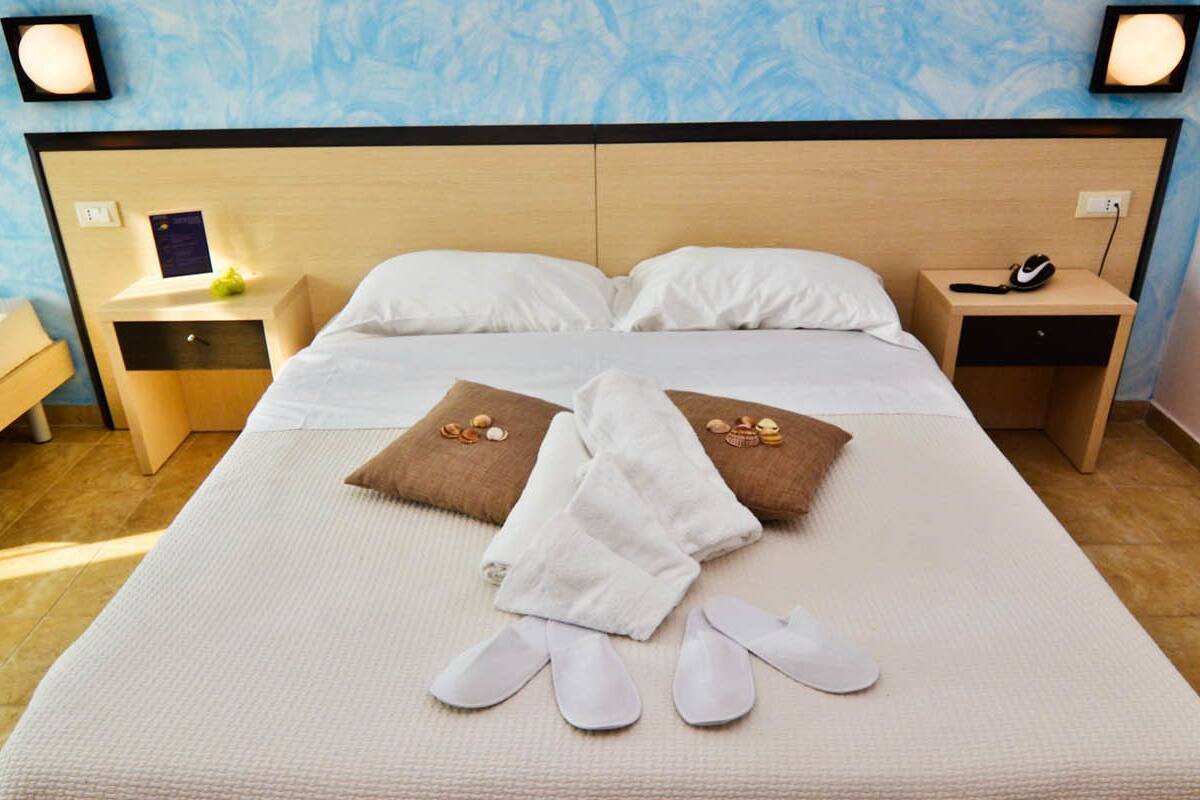 in-room safe, desk, free cots/infant beds, free wifi