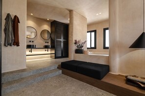 Literie de qualité supérieure, rideaux occultants, chambres insonorisées