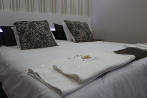 2 chambres, literie de qualité supérieure, décoration personnalisée