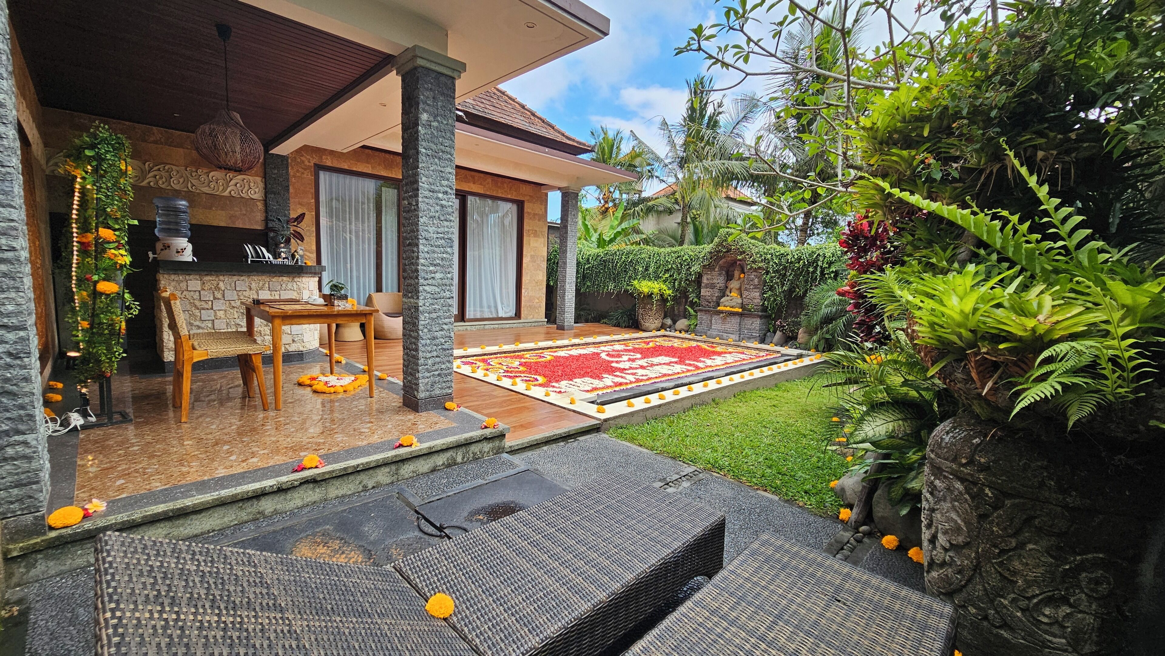 Superior Villa, 1 King Bed, Pool View, Poolside | Terrace/patio