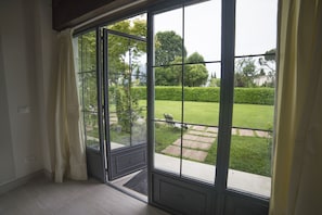 Cots/infant beds, free WiFi, bed sheets - Villa Franca in Franciacorta (Passirano)