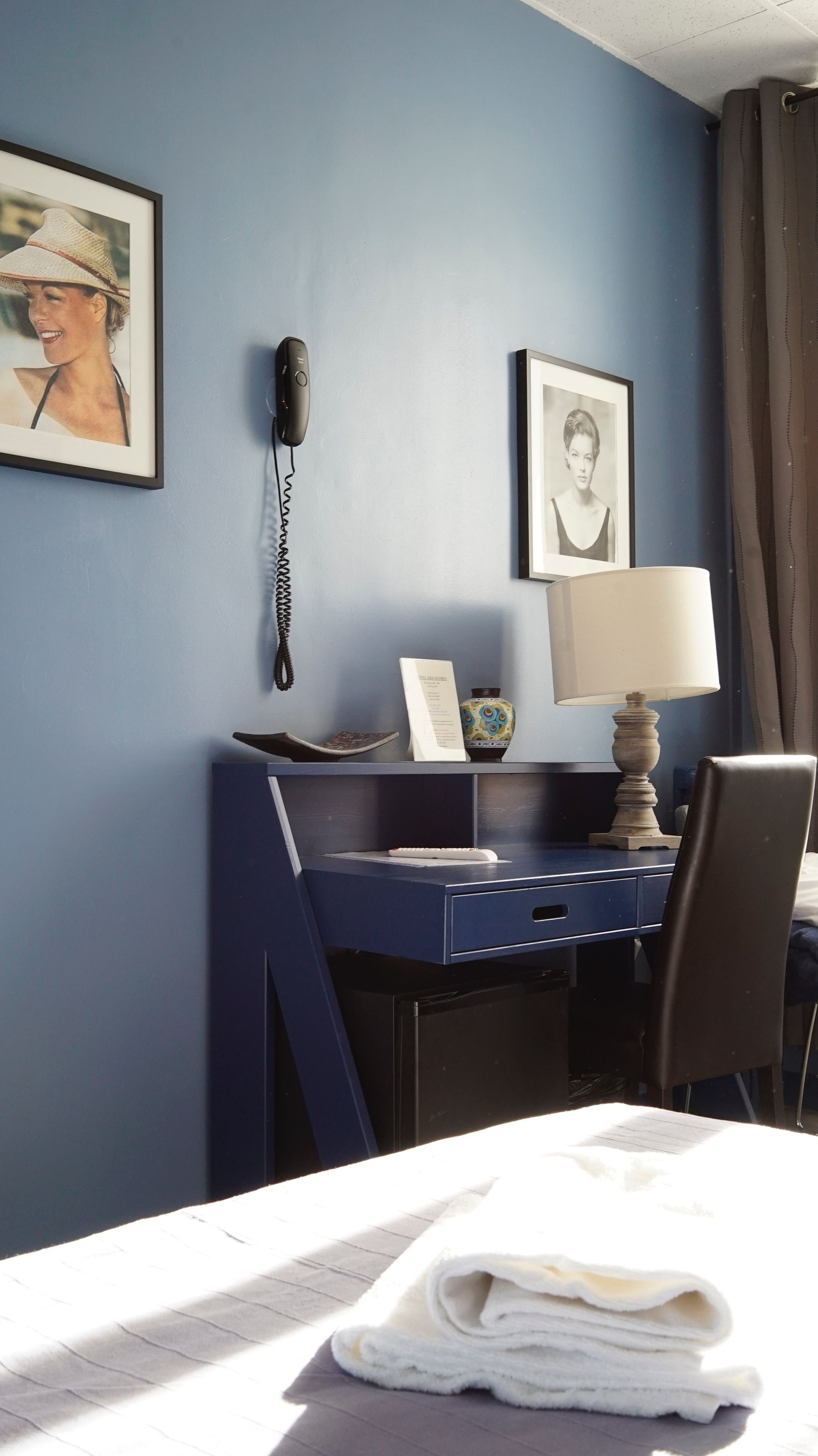 minibar, desk, free wifi, bed sheets