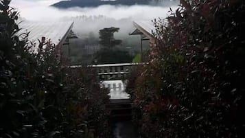 Vue sur la campagne depuis l’hébergement