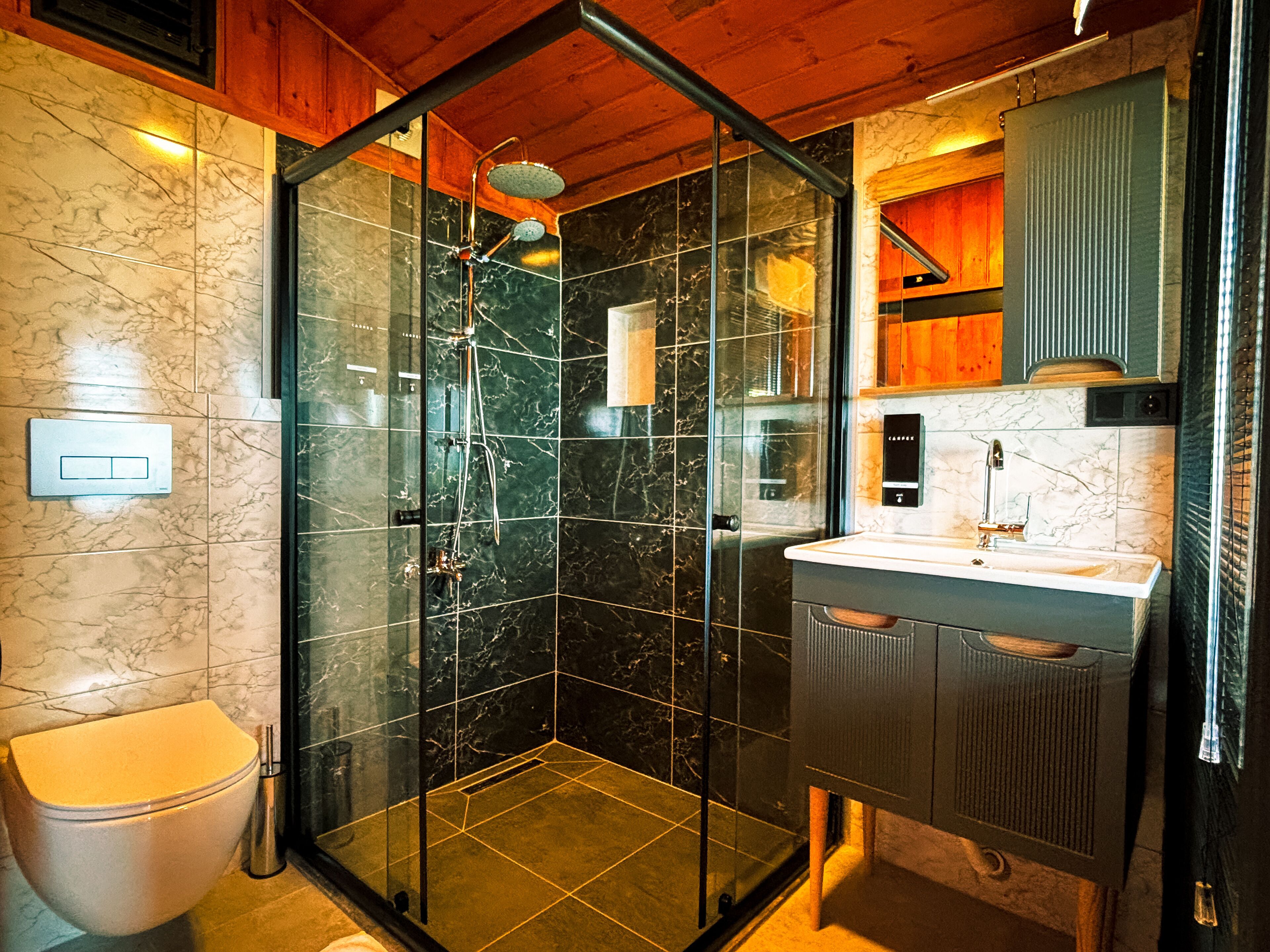 superior bungalow | 1 bedroom, desk, free wifi, bed sheets