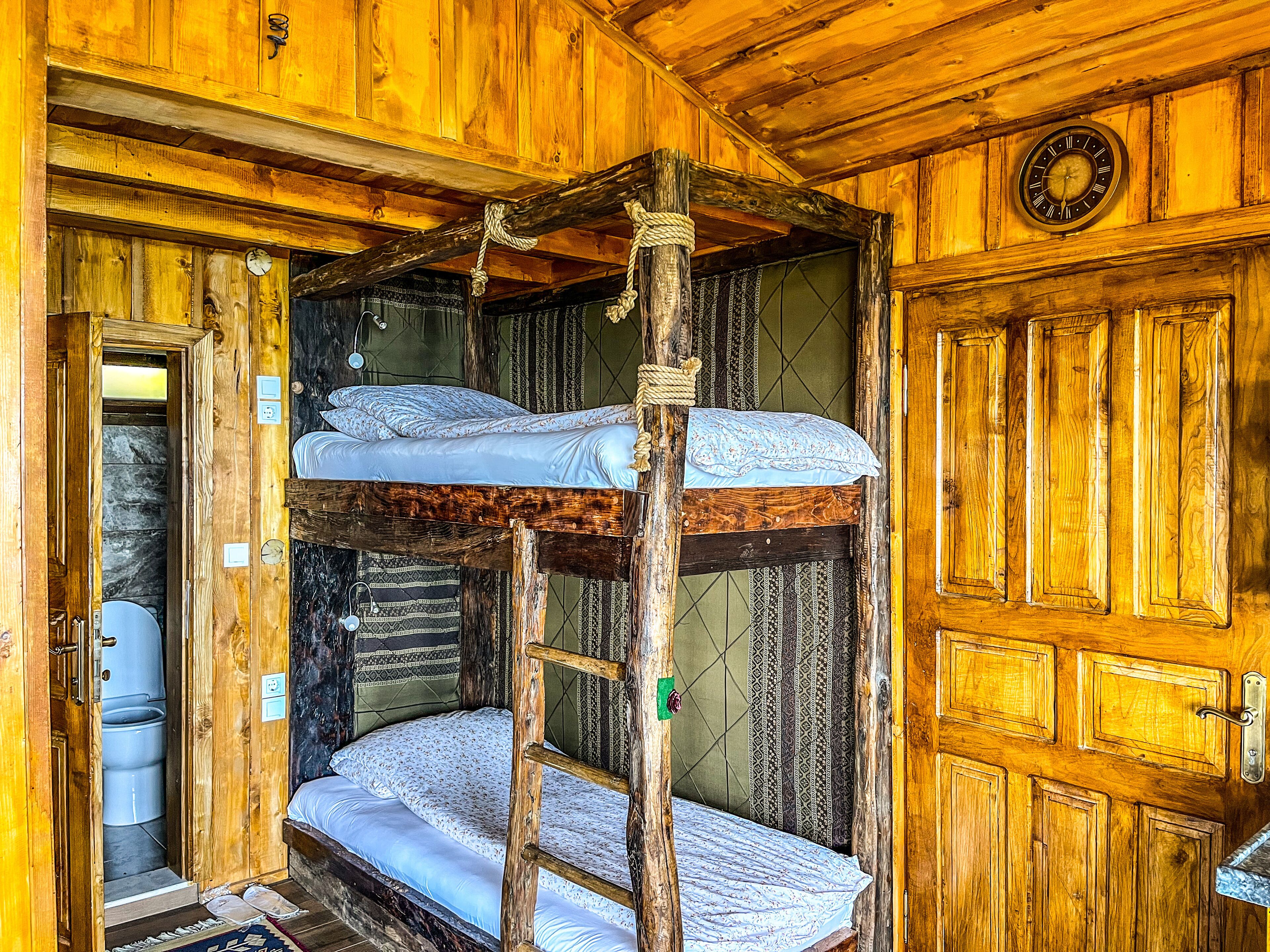 family bungalow | 1 bedroom, desk, free wifi, bed sheets