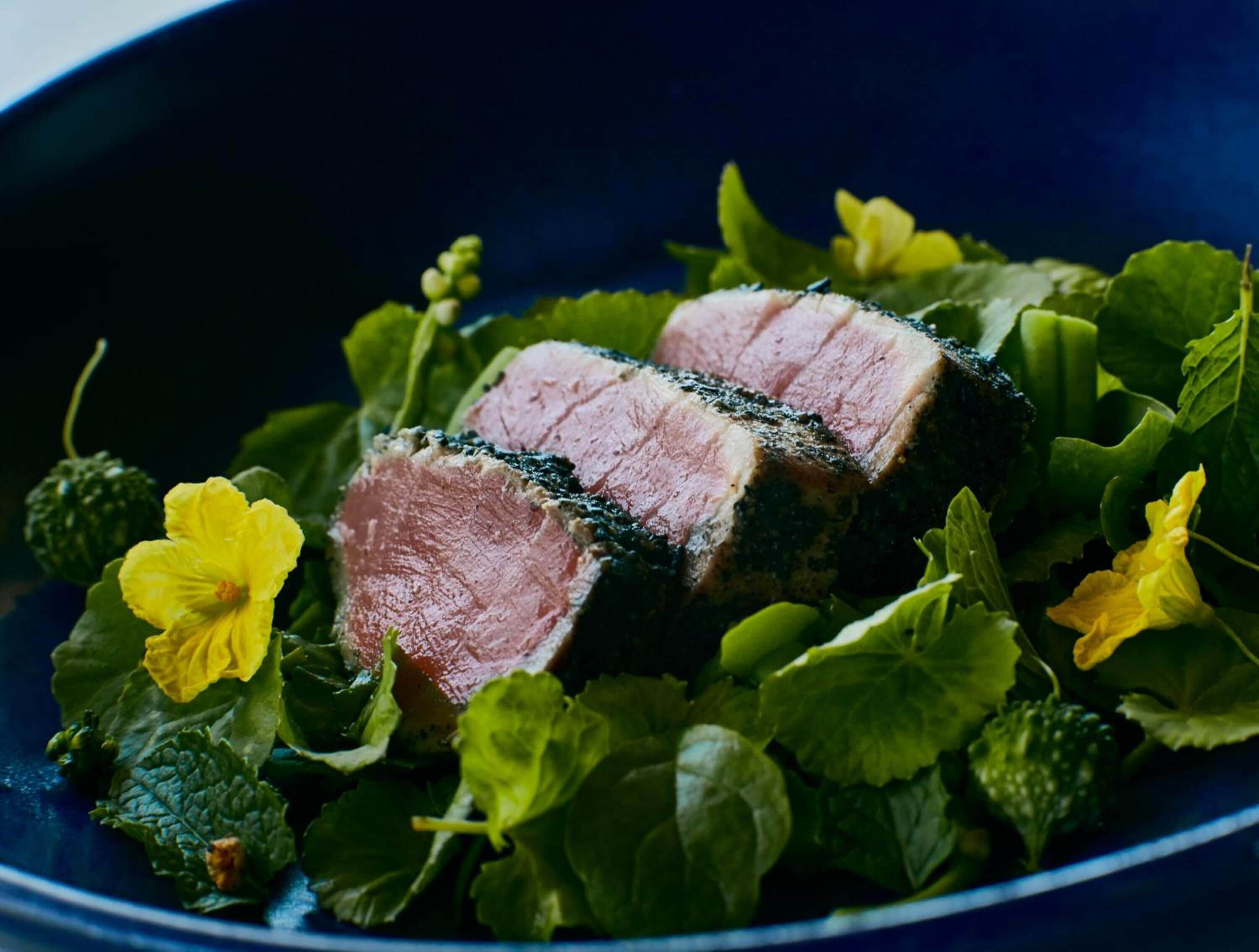 breakfast, lunch, dinner served; international cuisine