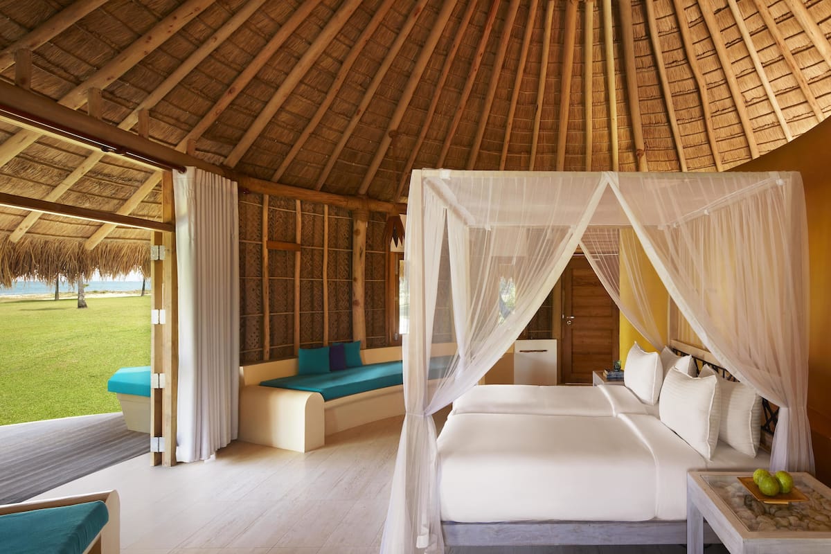 luxury cabin, 1 double bed, sea view | beach/ocean view