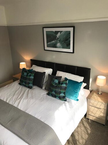 Finney Place - Air Accommodation