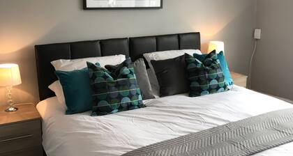 Finney Place - Air Accommodation