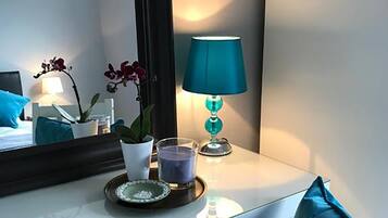 Deluxe Apartment, 2 Bedrooms | Room amenity