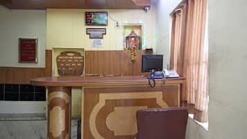 Quầy tiếp tân