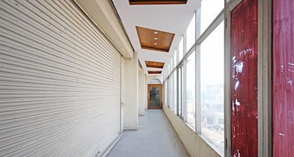 OYO 7147 Hotel Madhur Regency