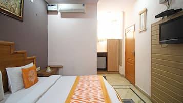 Deluxe Double or Twin Room, 1 King Bed | Bed sheets