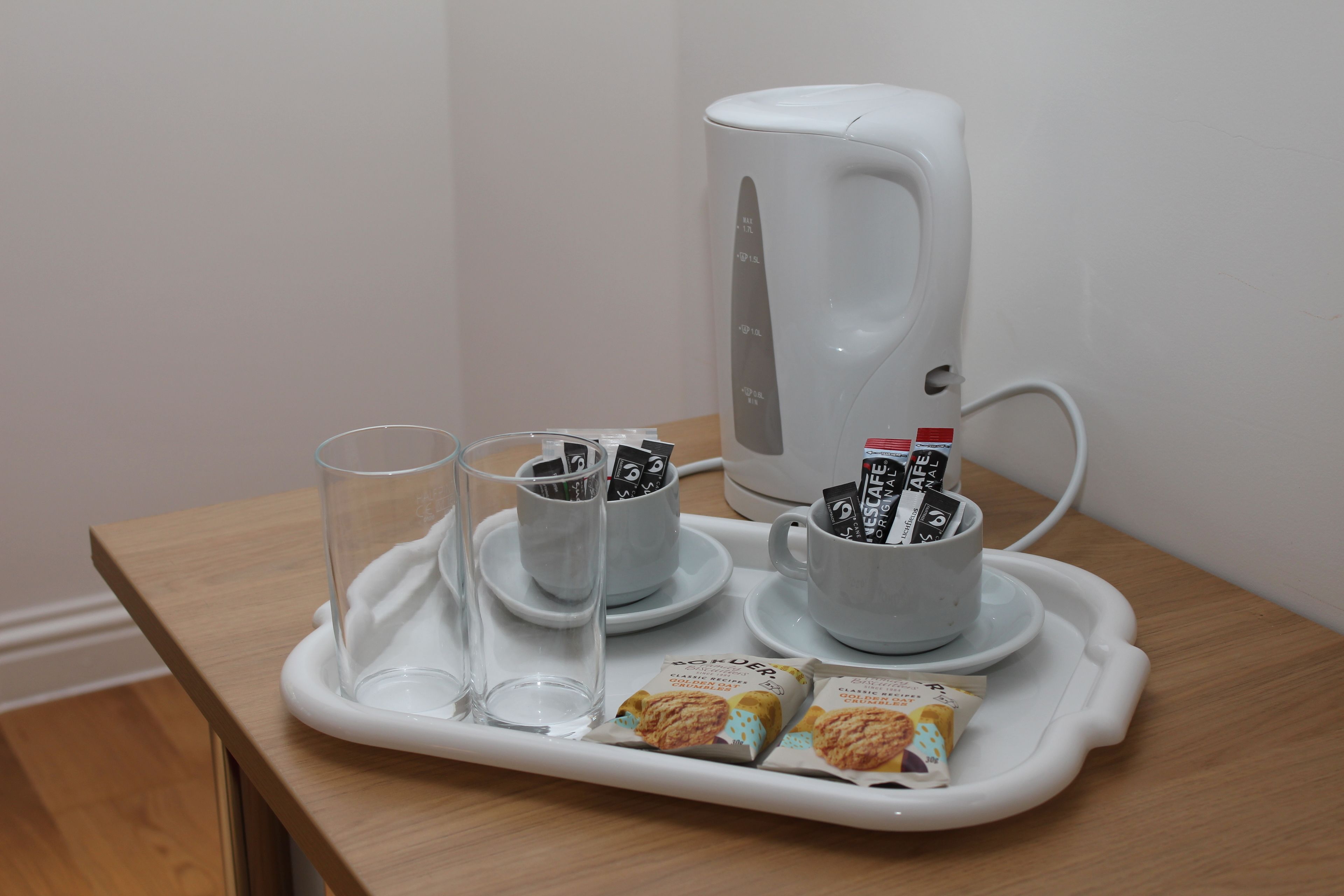 standard single room | desk, iron/ironing board, rollaway beds, free wifi