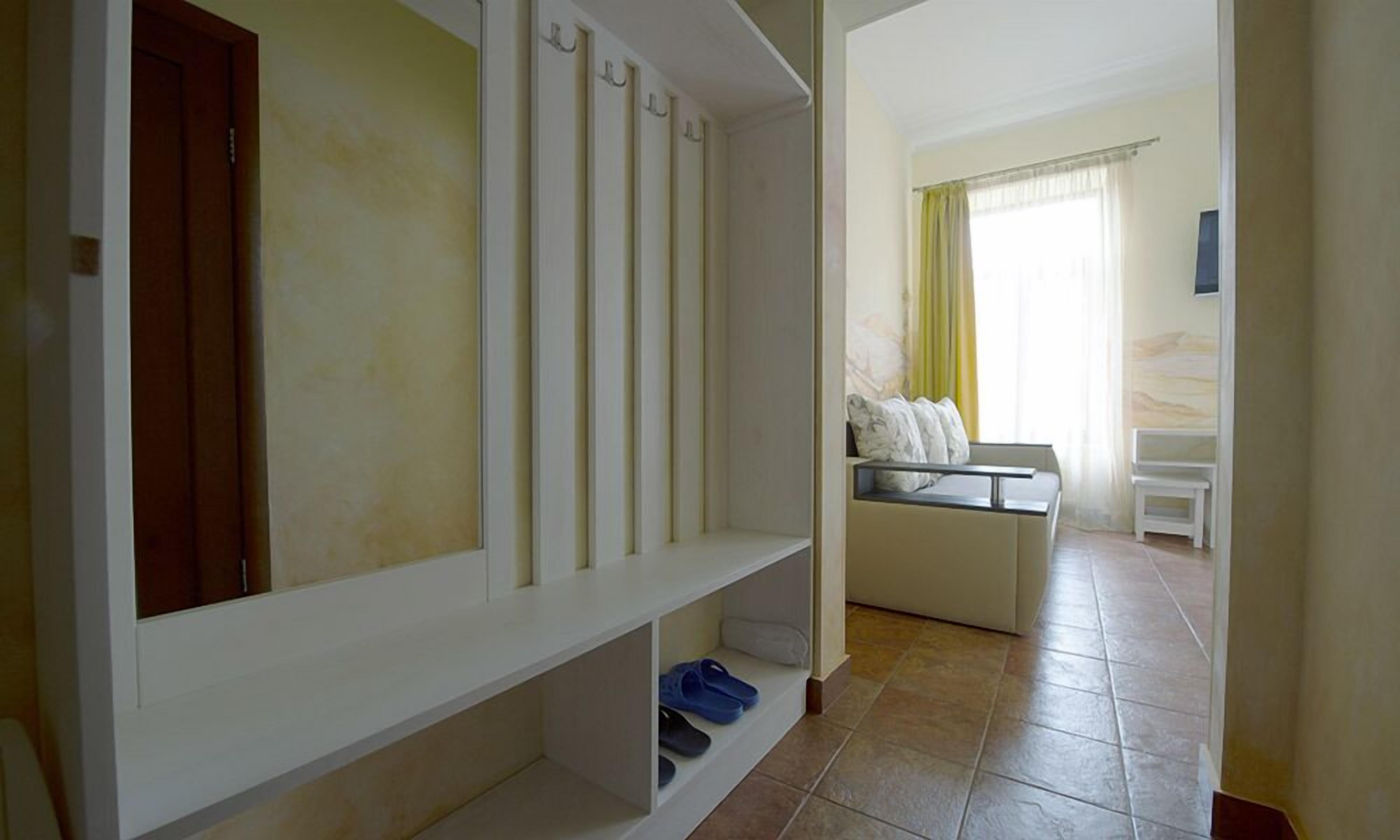 Habitación superior con 2 camas individuales, 2 camas individuales | Ropa de cama de alta calidad, decoración individual, escritorio