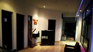 Unclassified image, 4 of 9, button - Hostal Casa Flores (San Salvador de Jujuy)