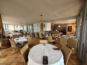 Unclassified image, 3 of 18, button - Logis Hôtel Restaurant Le Pardaillan (Gondrin)