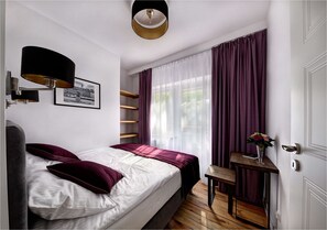 Căn hộ (Platynowy) | Bộ đồ giường cao cấp, két bảo mật tại phòng, bàn 