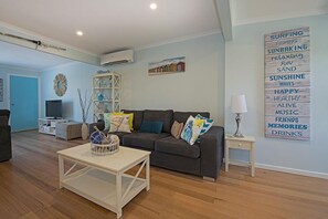House, 4 Bedrooms | Living room | TV, DVD player - Moonah Dunes Beach House (St. Andrews Beach)