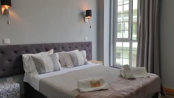 Basic Double Room | Free WiFi, bed sheets