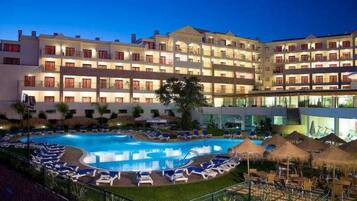 Indoor pool, outdoor pool