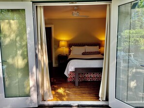 4 bedrooms, iron/ironing board, travel crib, free WiFi
