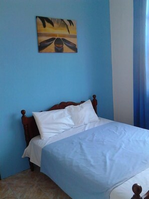 2 bedrooms, in-room safe, iron/ironing board, travel crib