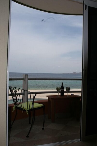 Ocean Front Condo Villas De Cortez Resort, Overlooking Pool.