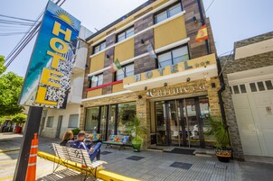 Fachada de la propiedad