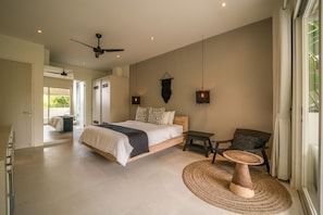 Superior Villa | 3 bedrooms, in-room safe, rollaway beds, free WiFi - Levi Villa (Seminyak)