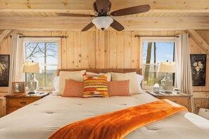 4 bedrooms, desk, iron/ironing board, travel cot