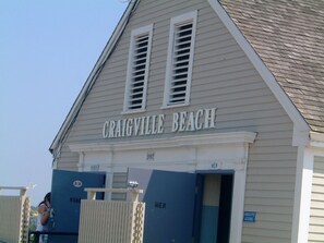 Exterior - Waterfront  • Pet Friendly • Book NOW for 2026 (Centerville)
