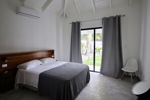 5 Schlafzimmer, Bügeleisen/Bügelbrett, WLAN, Bettwäsche