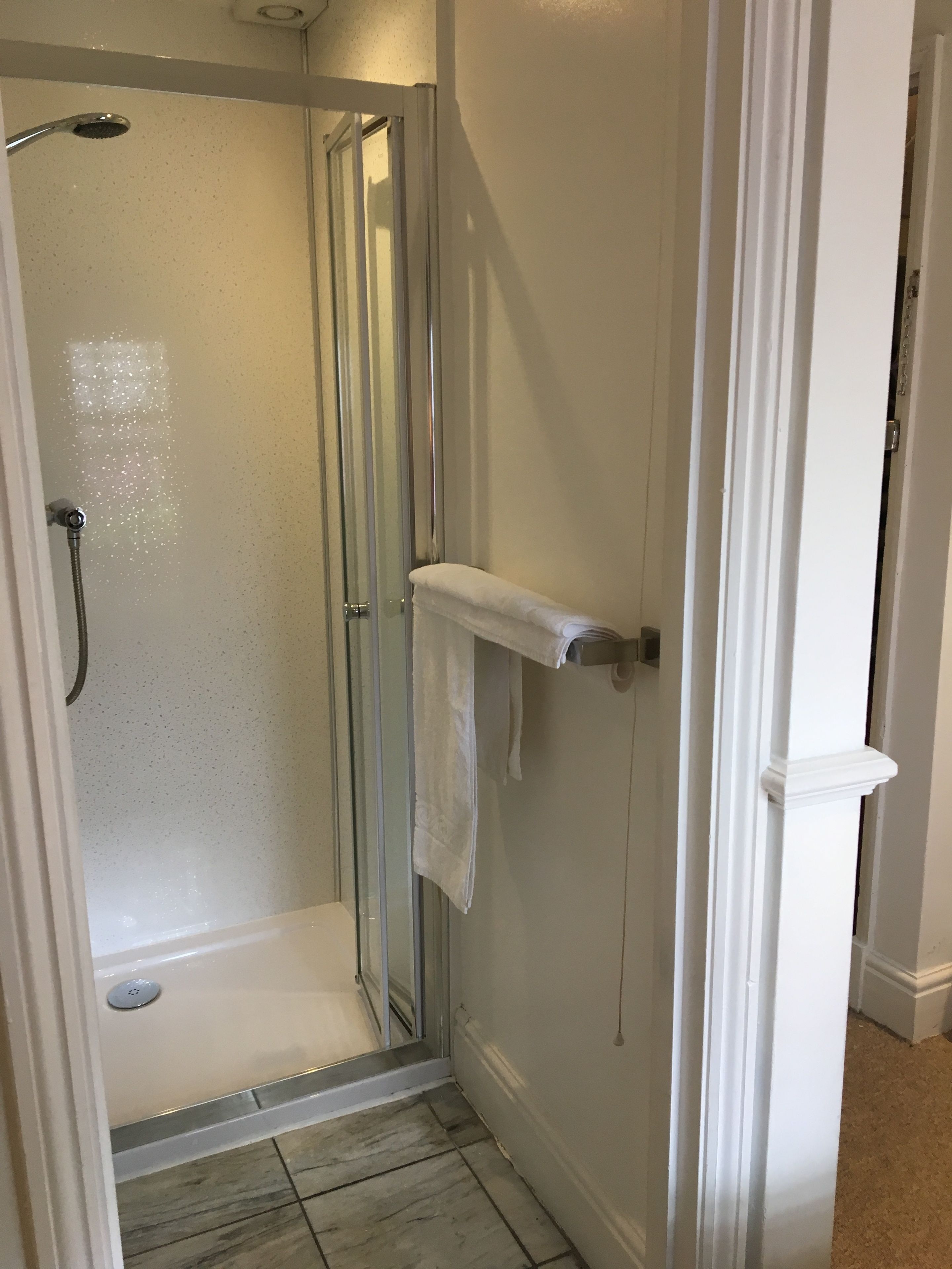 economy single room, 1 single bed | bathroom shower