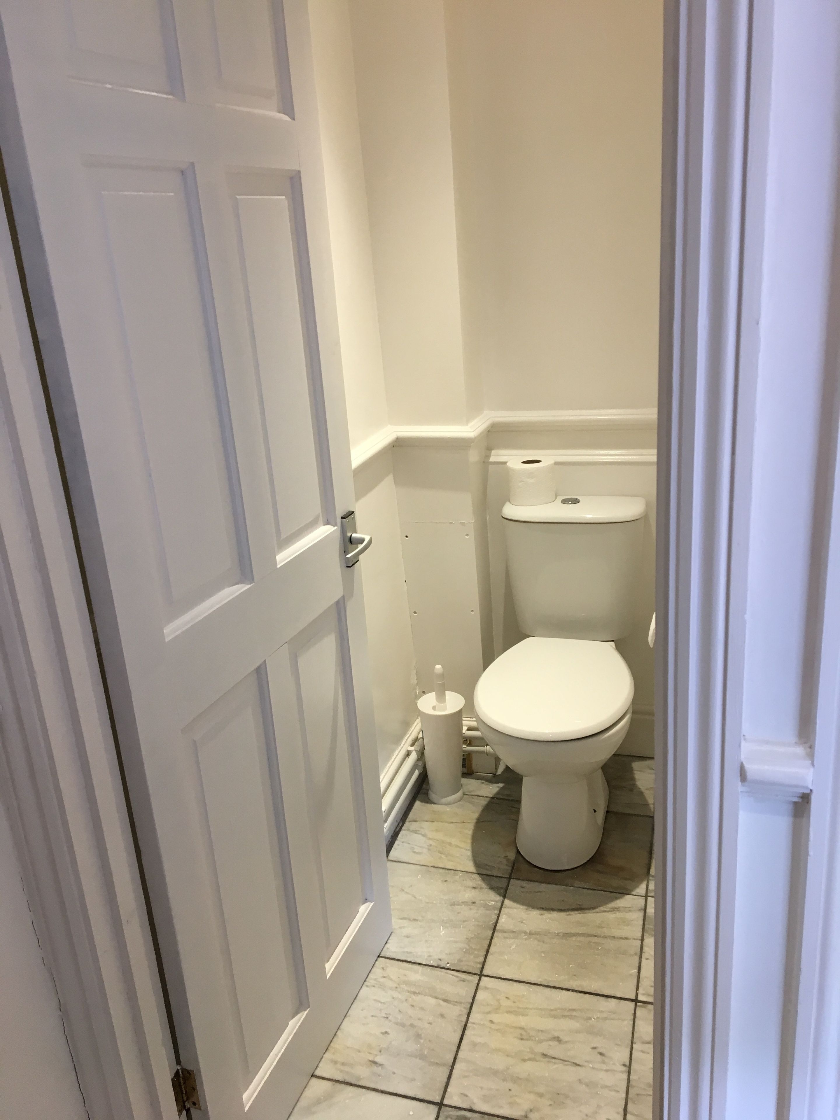 economy single room, 1 single bed | bathroom | free toiletries, hair dryer, towels